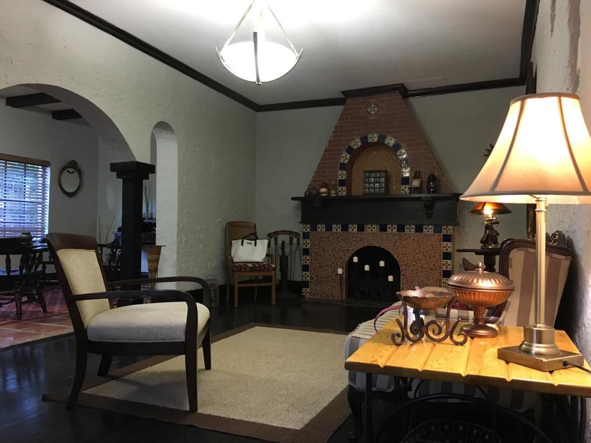 Private Room In The Heart Of Little Havana 迈阿密 外观 照片
