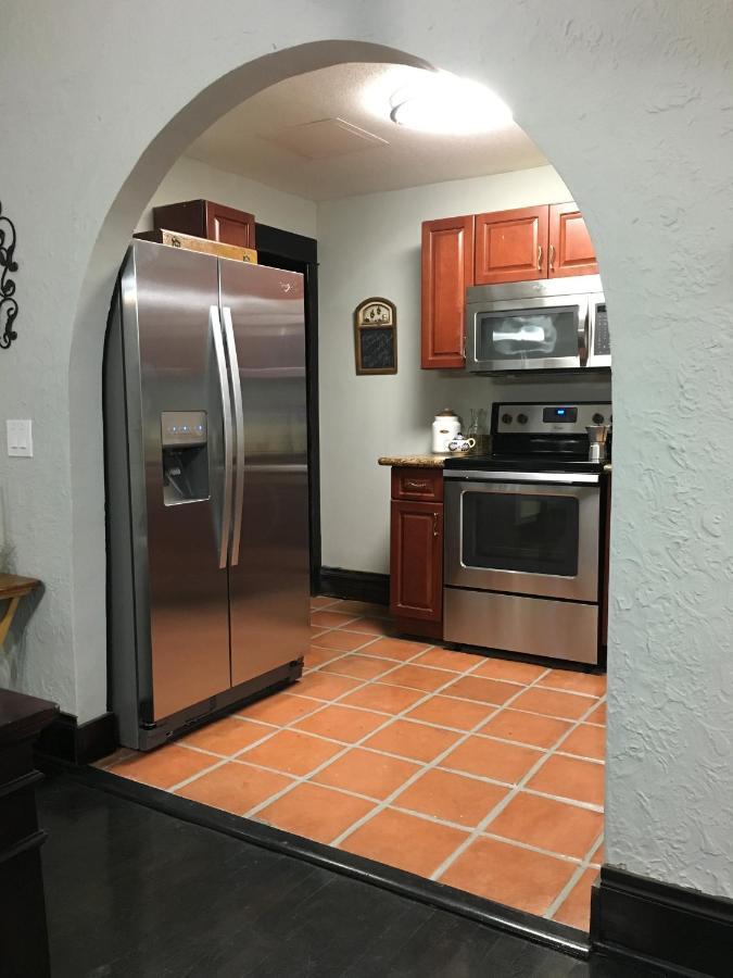 Private Room In The Heart Of Little Havana 迈阿密 外观 照片